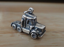 3D 20x14mm 18 Wheeler Truck Cab Sterling Silver Charm