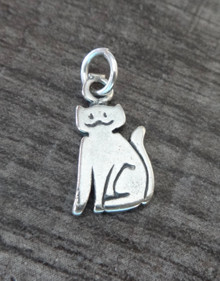 Tiny 15x9mm Detailed Flat Sitting Cat Sterling Silver Charm