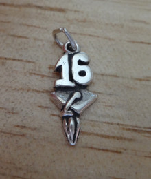Sterling Silver '16 College High School with Graduation Cap for Year 2016 Charm