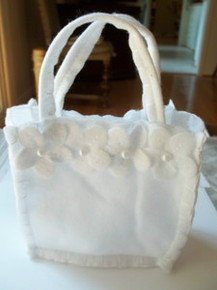 White Felt Flowers & Pearls on 6x3x6" Party Gift Wedding Shower Bag with Handle