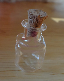 Small Square shaped Glass Bottle with Cork for Tiny Mementos