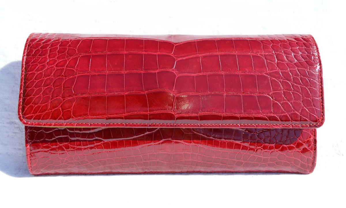 1990's RED Alligator Belly Skin Clutch Shoulder Bag - LAI - Vintage Skins
