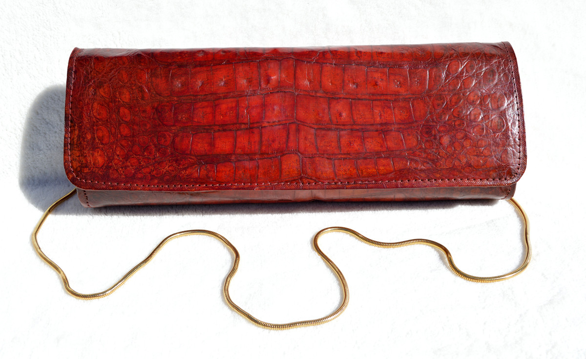 RED CROCODILE Skin Baguette CLUTCH Shoulder Bag - Vintage Skins