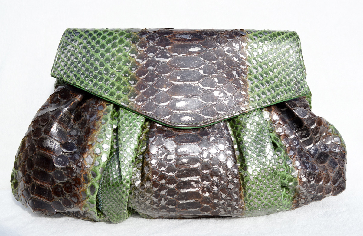 Stunning XL Metallic GREEN & BROWN PYTHON Snake Skin Clutch Shoulder Bag -  Fatto a Mano CARLOS FALCHI - Vintage Skins