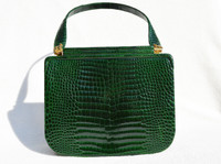 Gorgeous EMERALD GREEN 1990's CROCODILE Porosus Skin Handbag - Secret Clasp!