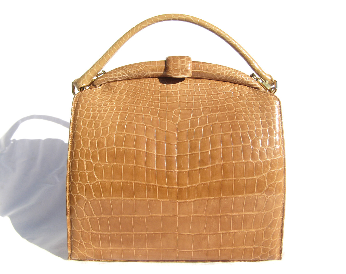 Versatile Light TAN 1960's LUCILLE de PARIS Alligator Belly Skin SHOULDER  Bag Handbag - Vintage Skins