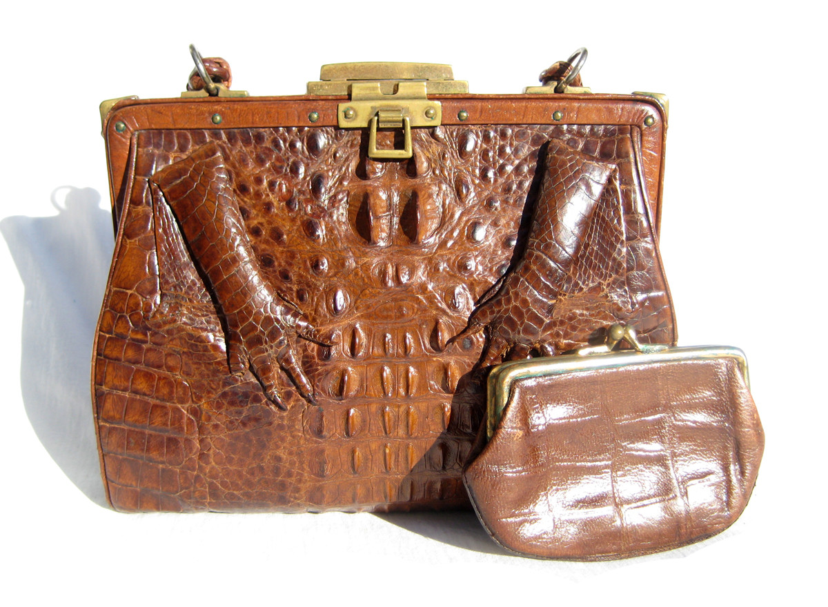 Stunning 1940's Brown Antique Hornback CROCODILE Purse w/Paws! - Vintage  Skins