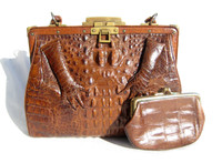Petite KLEINSTUBER 1940's Dark Cognac Hornback Alligator Skin Handbag - Paws!