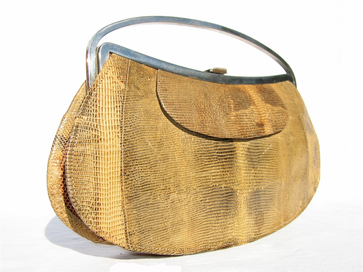 UNIQUE 1950's-60's Lizard Skin Bag w/Structured Silver Handle - Vintage  Skins