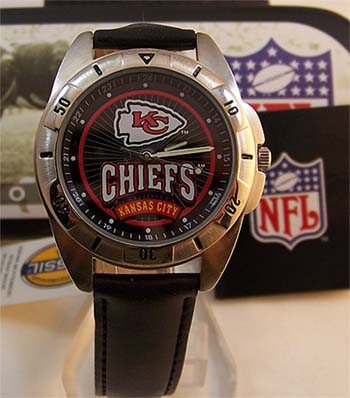 Kansas City Chiefs Fossil Watch Vintage Collectors Mens 96 Wristwatch