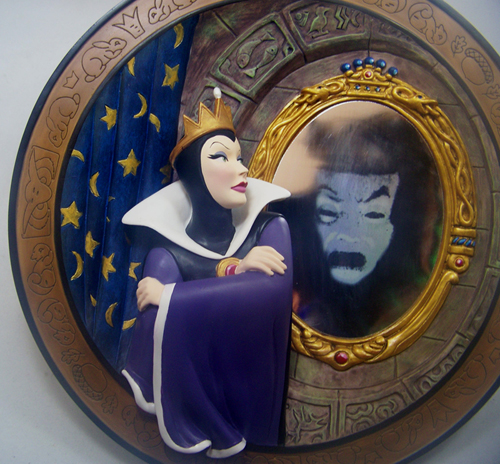 snow white evil queen magic mirror