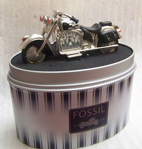 Fossil Motorcycle Desk Clock Novelty Collectible With Bags Flames