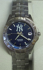 New York Yankees Fossil Watch Mens Three Hand Date Wristwatch