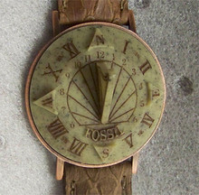 Fossil Sundial Watch Vintage Collectible Wristwatch SD7620 Camel Band