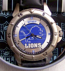 Detroit Lions Fossil Watch 1997 Vintage Style Wristwatch in NFL Tin