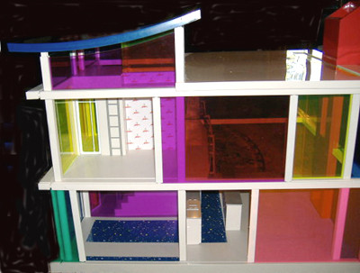 f034 The Kaleidoscope House ② 395: LAURIE SIMMONS AND PETER WHEELWRIGHT, Kaleidoscope