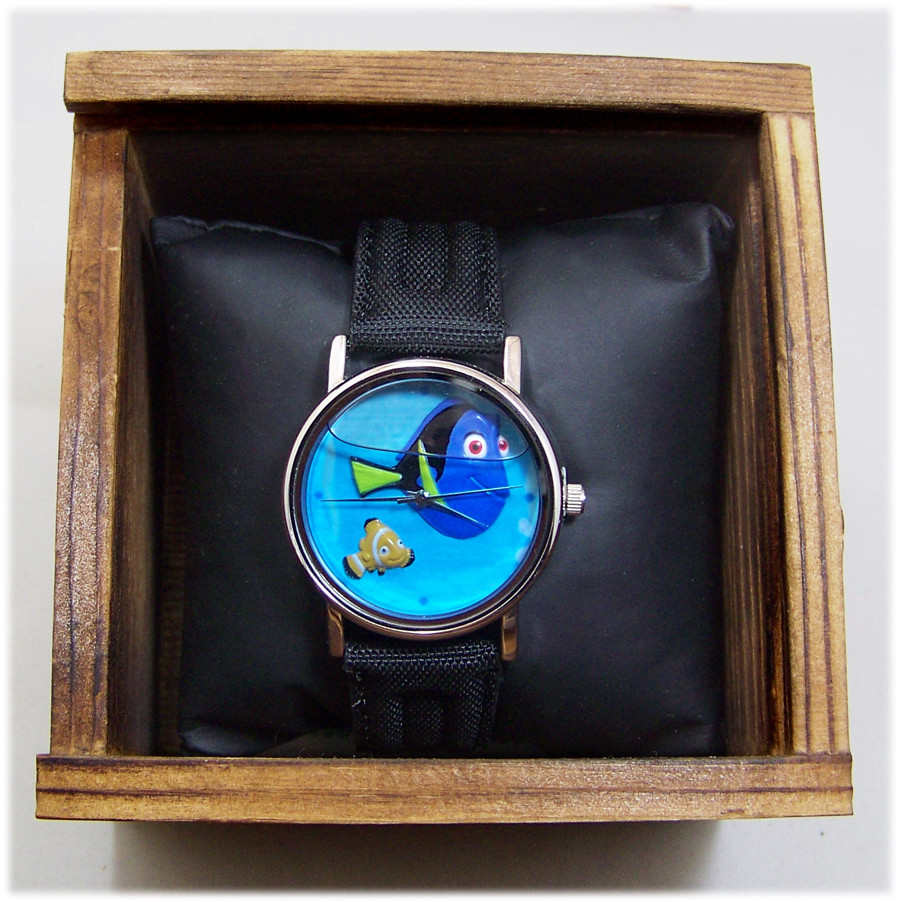 Nemo Dory Watch Disney Pixar Cast Exclusive Lmt. Ed. 250 Wristwatch