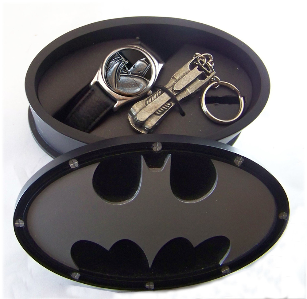 Batman Caped Crusader Watch Warner Bros. DC Comics Wristwatch Set