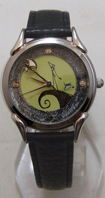 Nightmare Before Christmas Watch Jack Skellington On Cliff With Zero