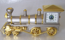 Train Engine Desk Clock Novelty Locomotive Collectible Gift Clock New