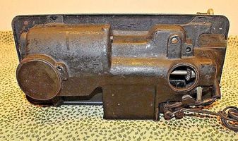 singer-101-bottom-view-x200.jpg singer-101-bottom-view-x200.jpg