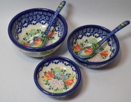 Polish Pottery Set of Small Nesting Bowls and Spoons