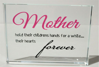 Children's Hands W/B 13x9cm