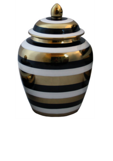 this stunning piece marries well with the larger Jar/ Vase L1010 and also the fabulous matching plate L1040