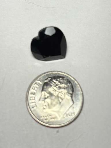 8.10 CTW (1) BLACK SPINEL 12mm HEART DIME NOT INCLUDED