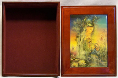 UNDINE JEWELRY BOX WITH LID THAT CAN BE DISPLAYED ON WALL  ART DESIGNS BY JOSEPHINE WALL A POPULAR ENGLISH FANTASY ARTIST.
THIS JEWELRY BOX CAN BE USED IN SEVERAL DIFFERENT WAYS.
THE LID CAN BE USED PICTURE UP OR WORDS UP OR CAN BE HUNG ON THE WALL,  USING THE EYELETS PROVIDED
THE CASE ITSELF IS FELT LINED  AND WITH LID 
MEASURES 8 5/8" X 6 13/16" X 3 1/2"