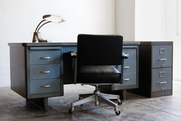 SOLD - 1950s Steelcase Tanker, Double Pedestal