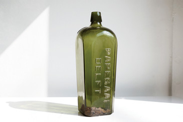 SOLD - Papegaai Delft, 19th c. Dutch Gin Green Glass Bottle