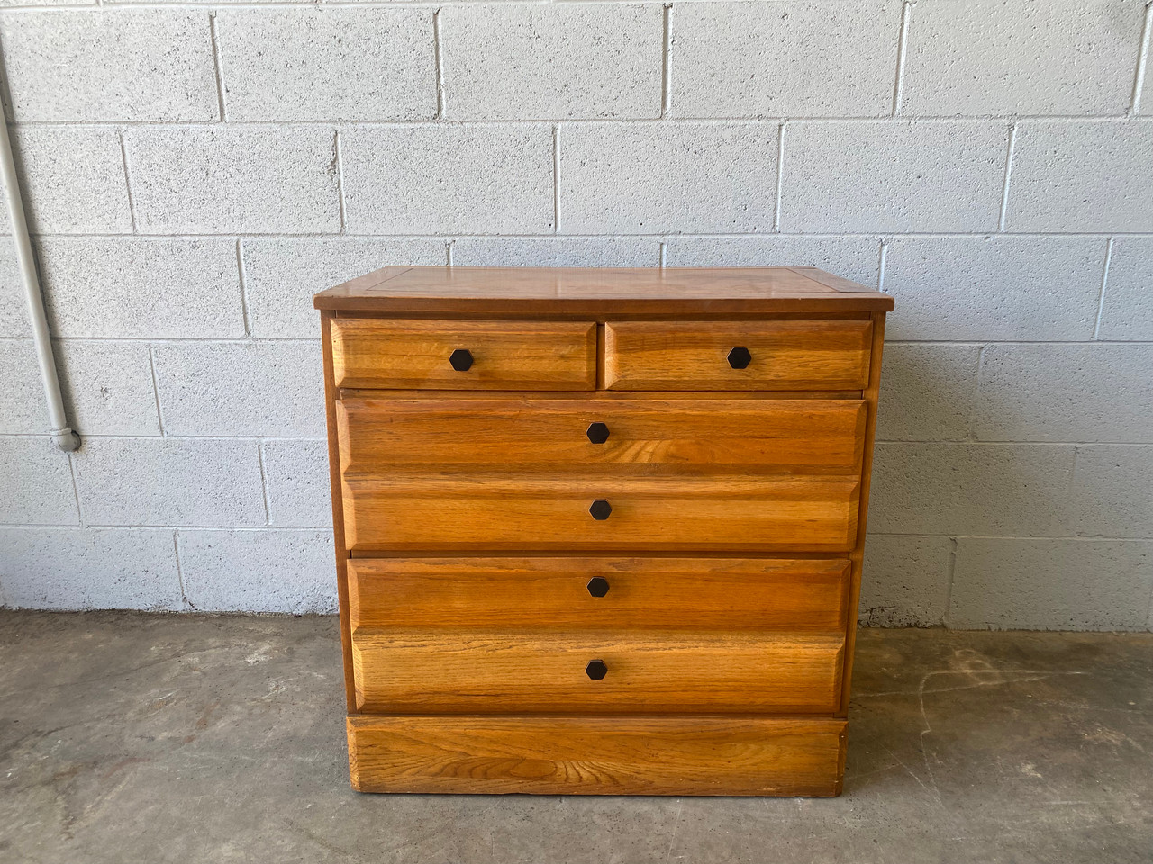 Sold Vintage Oak 4 Drawer Dresser Rehab Vintage Interiors
