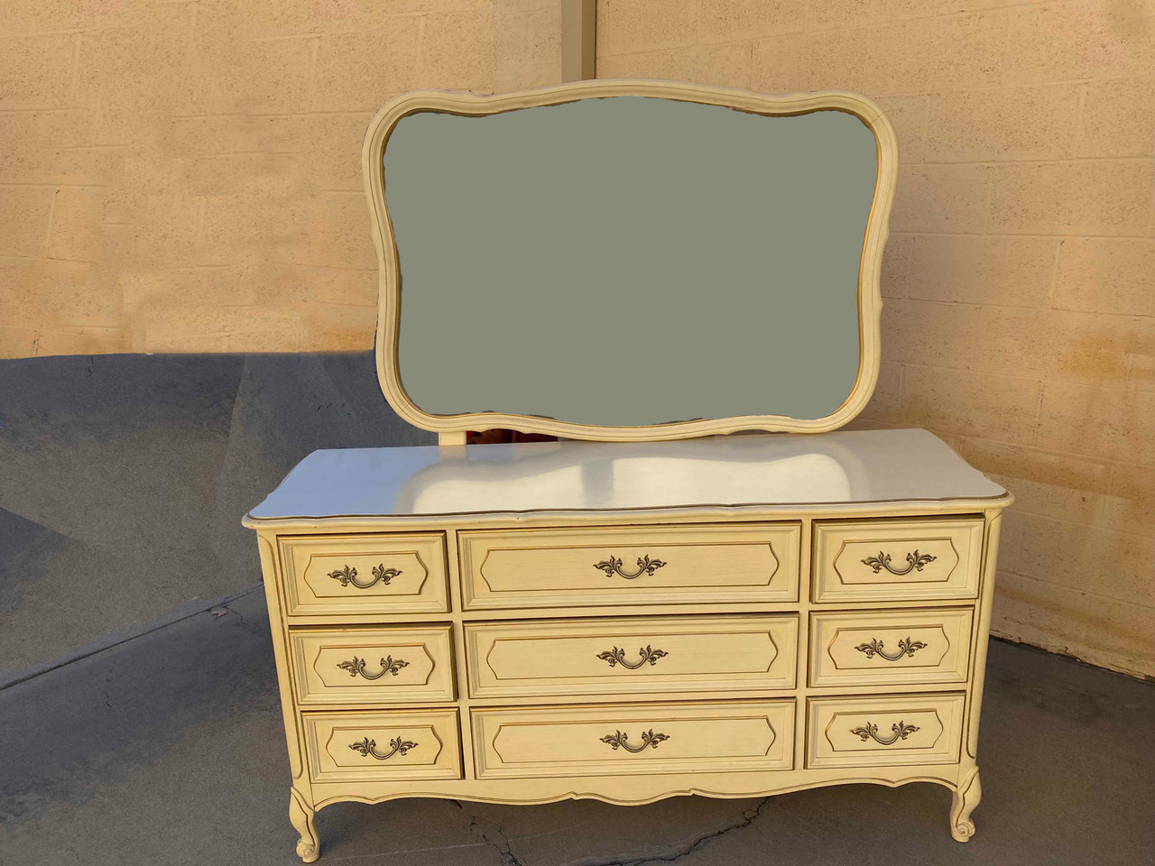SOLD Henry Link Bedroom Set Rehab Vintage Interiors