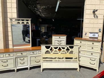 Vintage White Bedroom Set by Ethan Allen, 6 Pieces