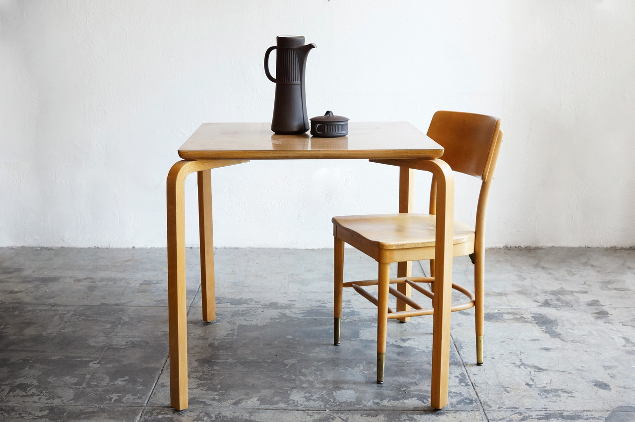 THONET x MUJI Beach Wood Table Brown 廃盤品 THONET x MUJI Beach Wood Table Brown 廃盤品 - メルカリ