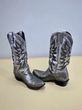 Shyanne Metallic Silver Leather Cowboy Boots - sz. 7