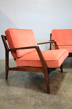 Set of Fully Restored Mid-Century Scandavian Lounge Chairs by Selig, 1950's