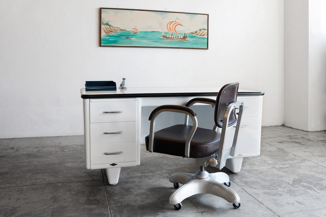 All steel desk deals