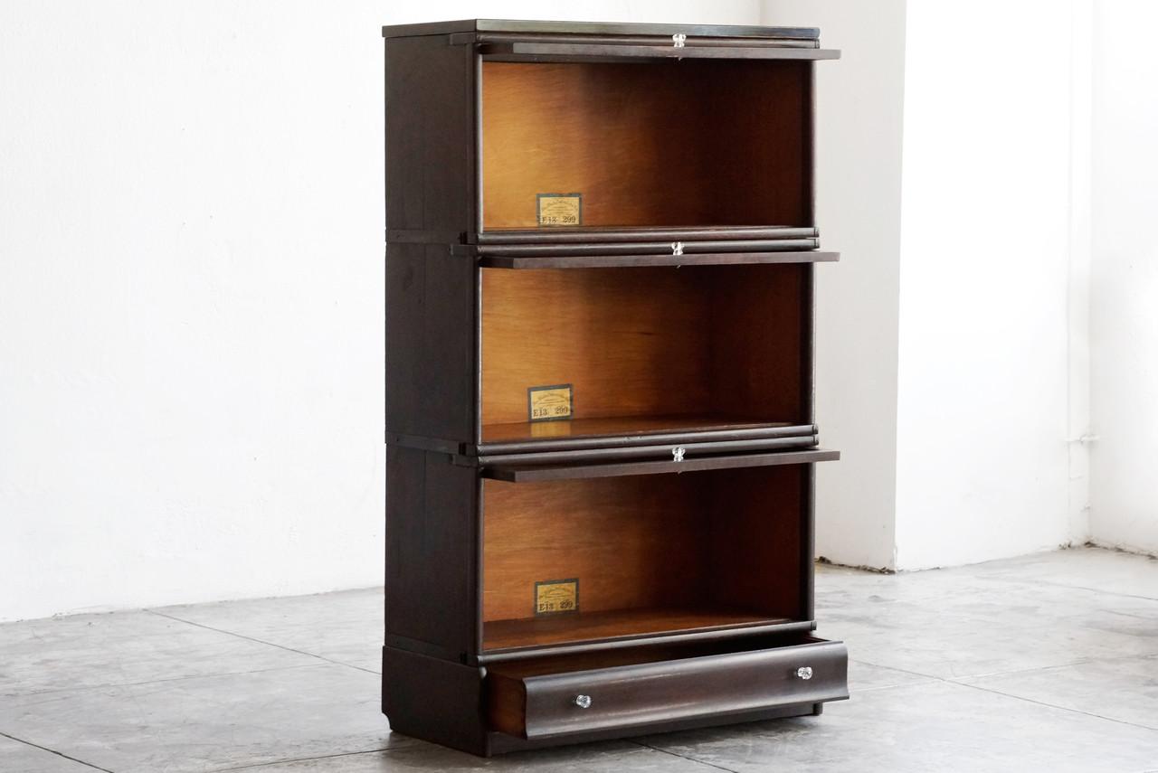 Sold Globe Wernicke Antique Lawyer Bookcase In Oak Circa 1900