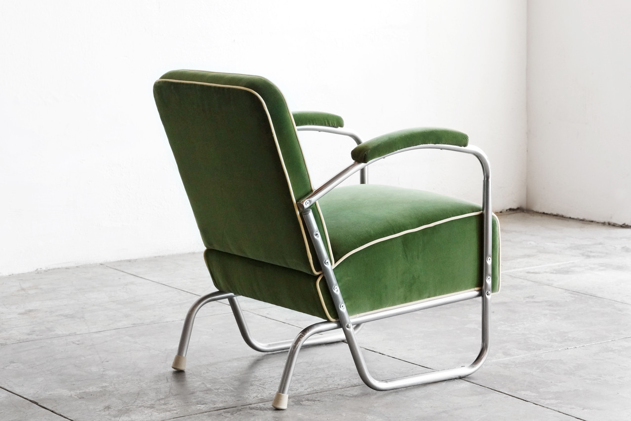 1970s Pop Art Kelly Green Hand Chair