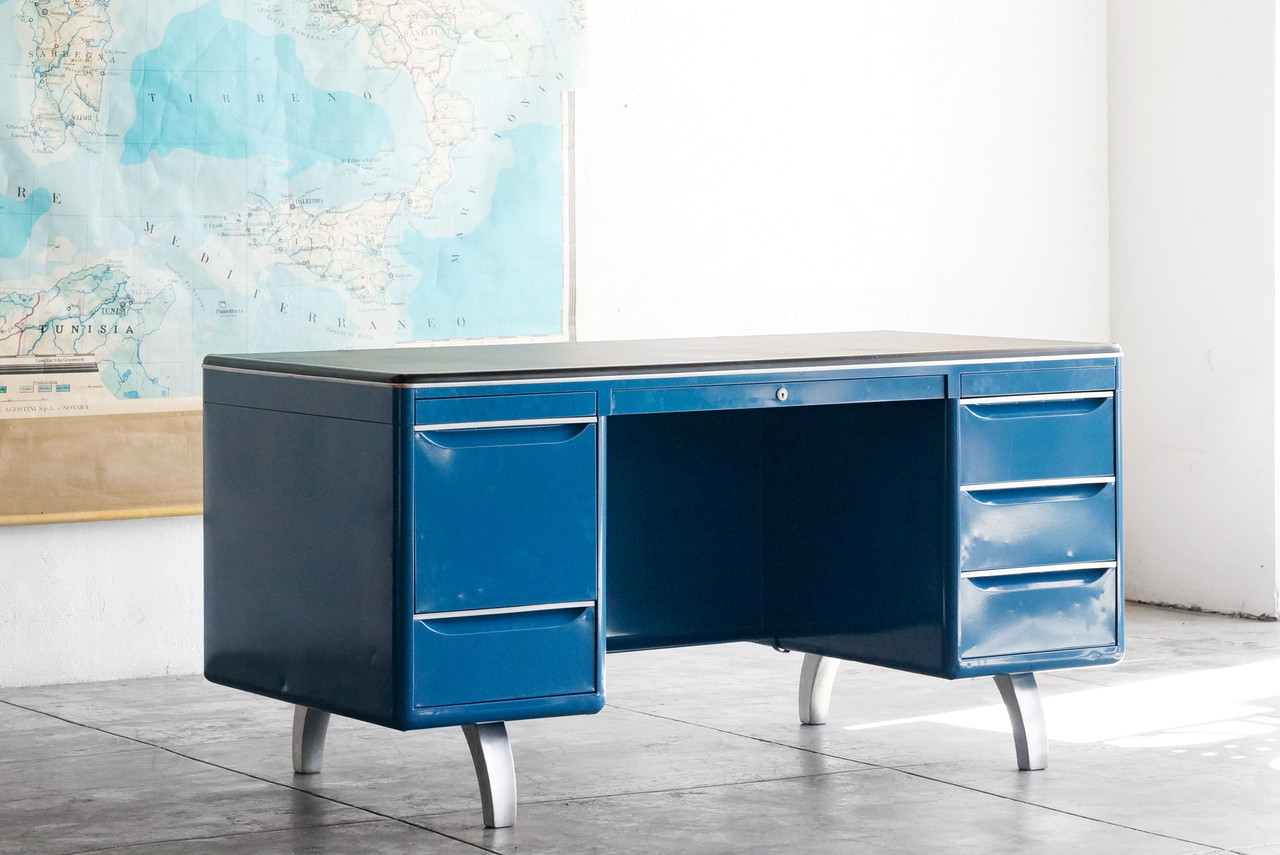 Sold Double Pedestal Mode Maker Desk By Raymond Loewy For Gf