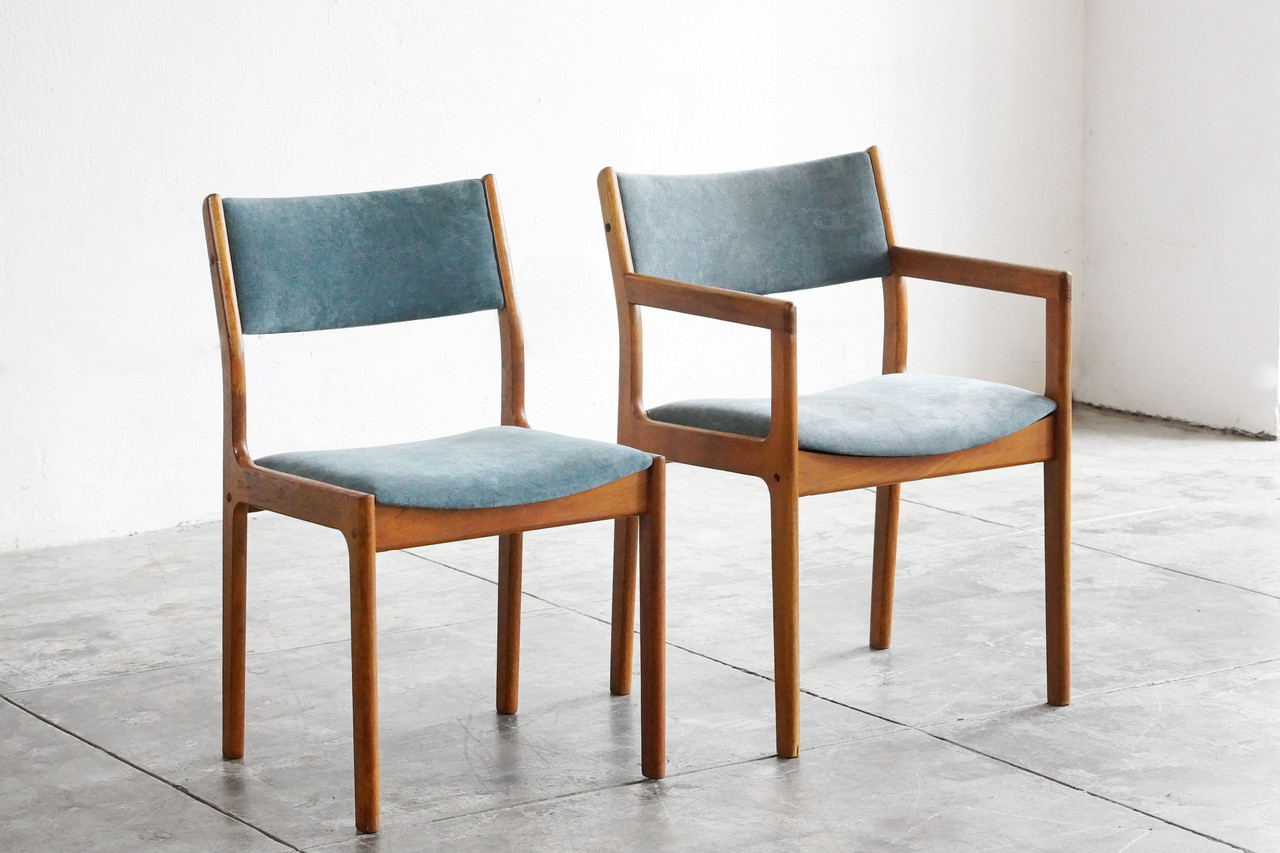 SOLD Set of 4 Mid Century Modern Teak Chairs, Reupholstered Rehab