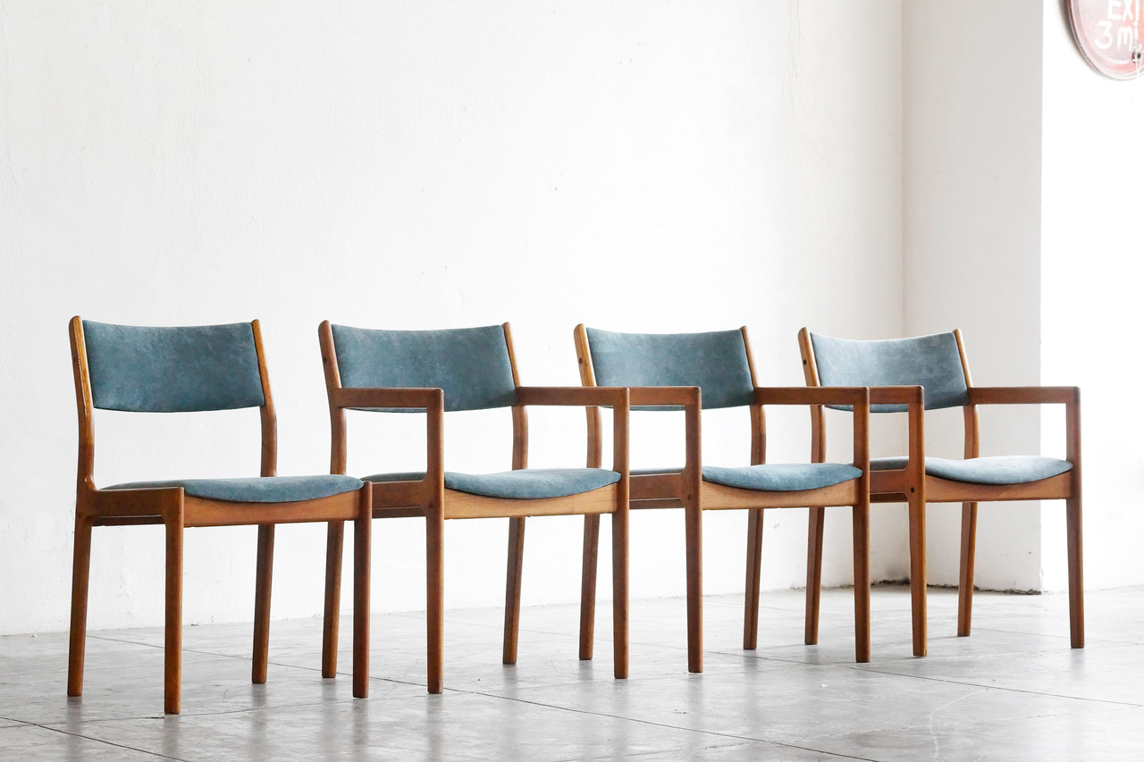 Sold Set Of 4 Mid Century Modern Teak Chairs Reupholstered