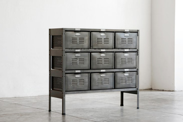 Metal store locker dresser