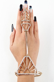 Cutout Mark Hand Chain