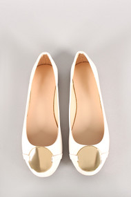 Metallic Disk Leatherette Round Toe Ballet Flat