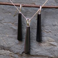 Faceted long Whitby Jet drops and 9ct gold pendant and earrings matching set