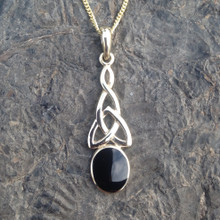 Large Celtic 9ct gold and Whitby Jet pendant