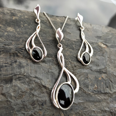 Sterling silver Whitby Jet matching large necklace and drop earrings jewellery gift set